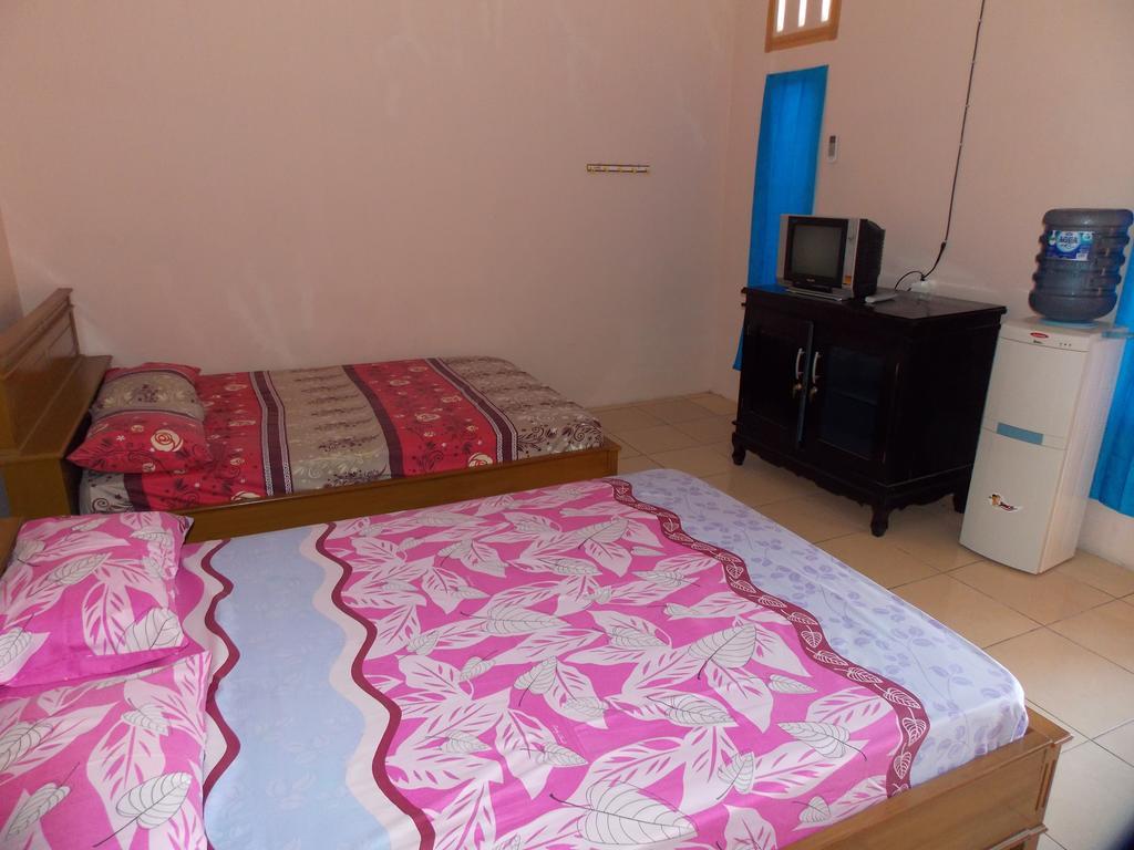 Batukaras Hotel Putra Sindang Asih חדר תמונה
