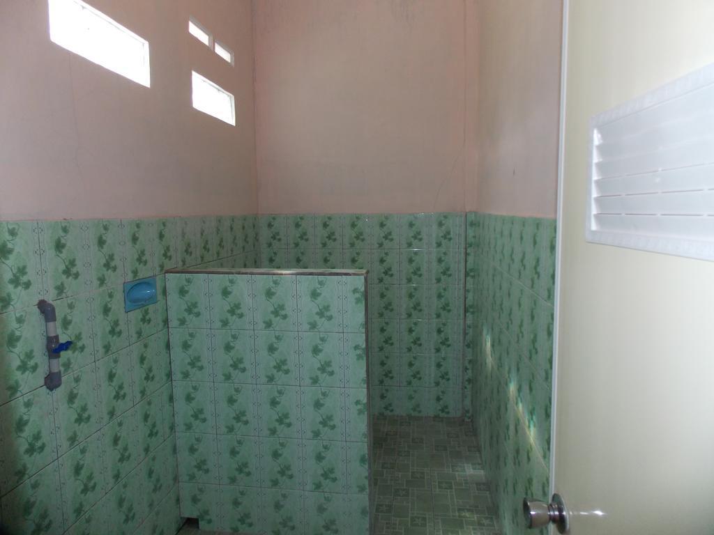 Batukaras Hotel Putra Sindang Asih חדר תמונה